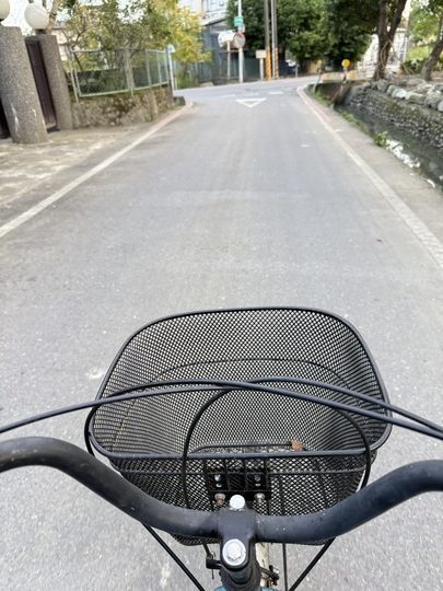 【宜蘭五結】「卡斯比亞精品民宿．附電梯.車位，還有美味手作早餐的質感風民宿（近冬山河親水公園.傳藝中心.羅東夜市）」