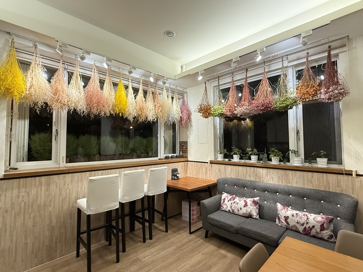 【宜蘭五結】「卡斯比亞精品民宿.附電梯.車位,還有美味手作早餐的質感風民宿(近冬山河親水公園.傳藝中心.羅東夜市)」 【宜蘭五結】「卡斯比亞精品民宿.附電梯.車位,還有美味手作早餐的質感風民宿(近冬山河親水公園.傳藝中心.羅東夜市)」