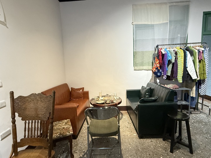 【中壢】「三春家 cafe.復古懷舊風,有天井的老宅咖啡館(單品手沖/手工甜點/酸種麵包/寵物友善/近家樂福.南亞技術學院)」 【中壢】「三春家 cafe.復古懷舊風,有天井的老宅咖啡館(單品手沖/手工甜點/酸種麵包/寵物友善/近家樂福.南亞技術學院)」