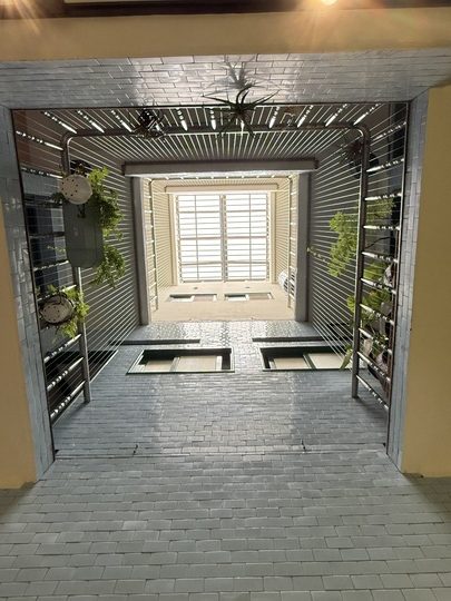 【中壢】「三春家 cafe．復古懷舊風，有天井的老宅咖啡館（單品手沖/手工甜點/酸種麵包/寵物友善/近家樂福.南亞技術學院）」