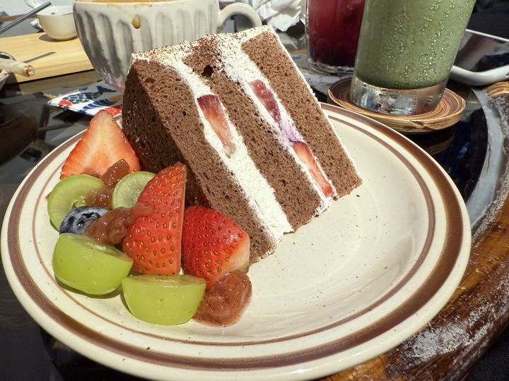 【中壢】「三春家 cafe.復古懷舊風,有天井的老宅咖啡館(單品手沖/手工甜點/酸種麵包/寵物友善/近家樂福.南亞技術學院)」 【中壢】「三春家 cafe.復古懷舊風,有天井的老宅咖啡館(單品手沖/手工甜點/酸種麵包/寵物友善/近家樂福.南亞技術學院)」