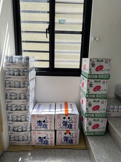 【台南】「炎祐食品．府城零食專賣，人氣繽紛台式馬卡龍(小西點)，還有各式懷舊零食.糖果和點心，來這裡一次全買齊！！」