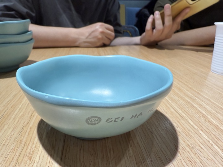 【八德】「貝蛤蛤海鮮餐酒館-廣福店.蛤蜊控會瘋掉!滿出來的爆量海鮮大拼盤,高CP值的聚餐首選」 【八德】「貝蛤蛤海鮮餐酒館-廣福店.蛤蜊控會瘋掉!滿出來的爆量海鮮大拼盤,高CP值的聚餐首選」