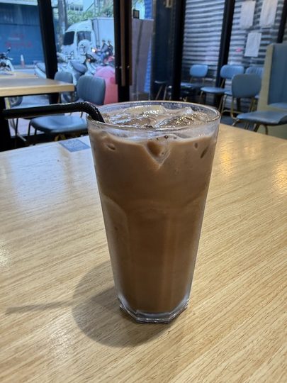 【八德】「貝蛤蛤海鮮餐酒館-廣福店.蛤蜊控會瘋掉!滿出來的爆量海鮮大拼盤,高CP值的聚餐首選」 【八德】「貝蛤蛤海鮮餐酒館-廣福店.蛤蜊控會瘋掉!滿出來的爆量海鮮大拼盤,高CP值的聚餐首選」