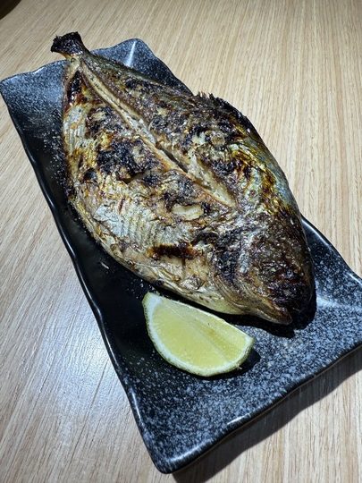 【八德】「貝蛤蛤海鮮餐酒館-廣福店.蛤蜊控會瘋掉!滿出來的爆量海鮮大拼盤,高CP值的聚餐首選」 【八德】「貝蛤蛤海鮮餐酒館-廣福店.蛤蜊控會瘋掉!滿出來的爆量海鮮大拼盤,高CP值的聚餐首選」