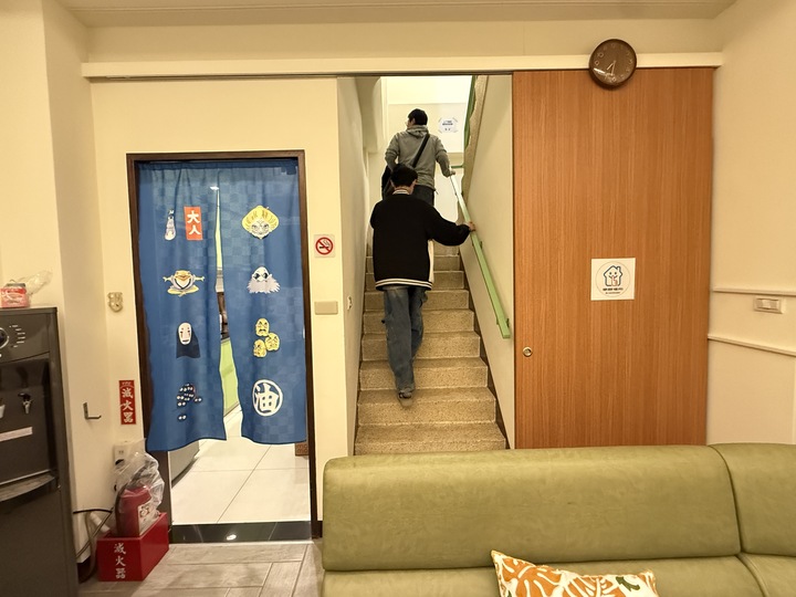 【瑞芳】「二訪．魚礁十五號民宿FISHHOME15（無敵海景民宿/海景四人雙套房/無早餐/無電梯/半自助入住）」